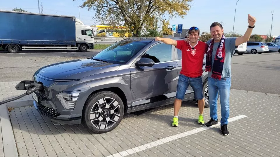 Hyundai Kona na fotbal do Albánie