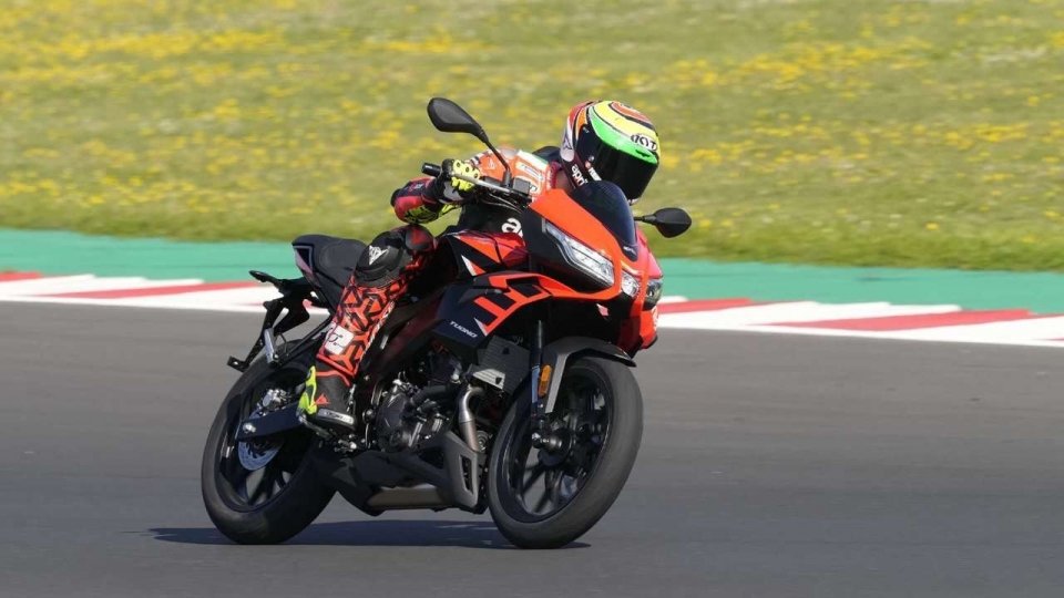 Aprilia Tuono 125