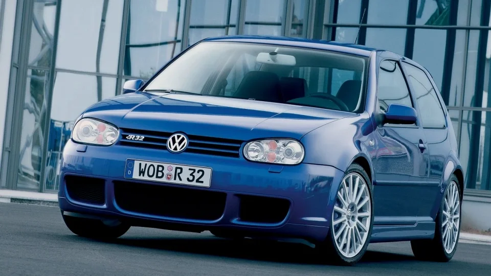 Volkswagen Golf R32