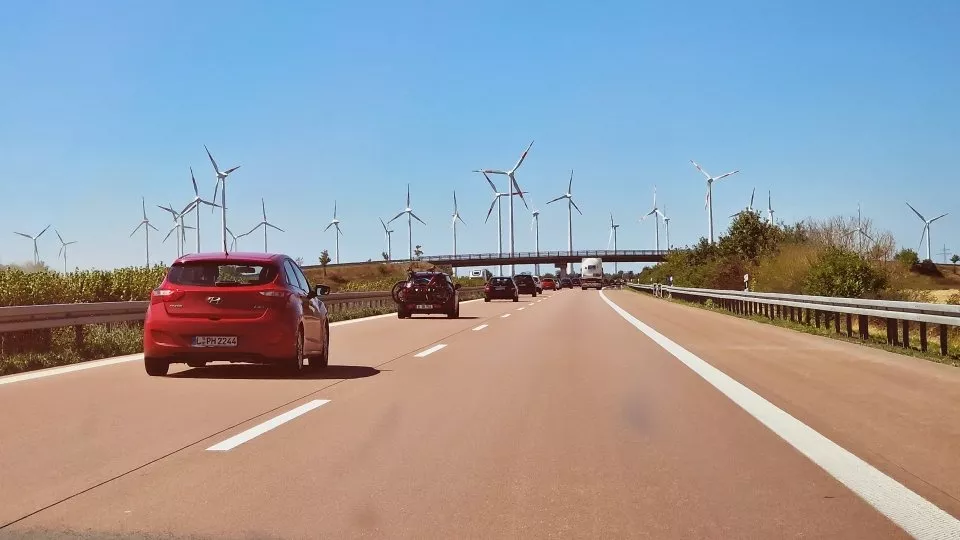 Němci na německé dálnici, levoproudaři