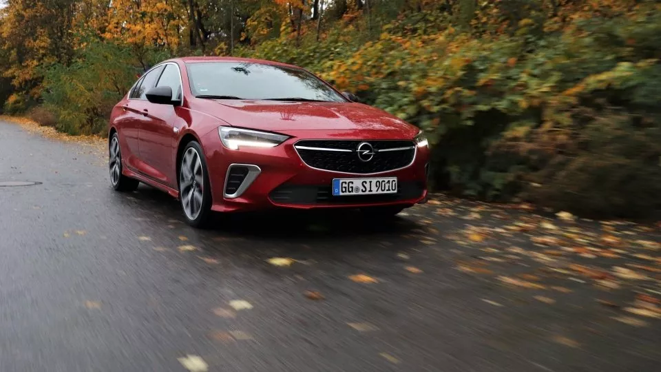 Opel Insignia GSi