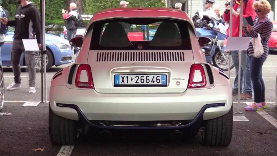 Fiat 500 s motorem z Alfy Romeo 4C.