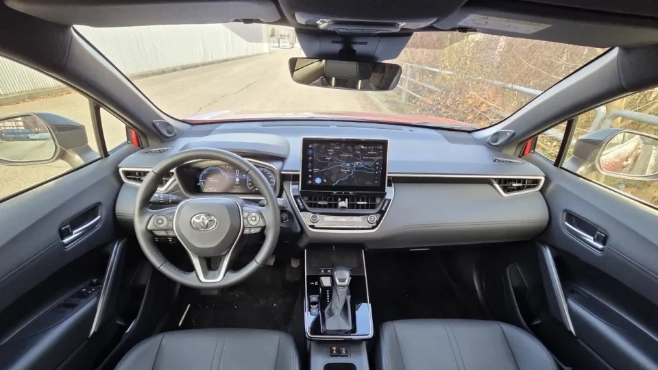 Toyota Corolla Cross 2.0 Hybrid AWD