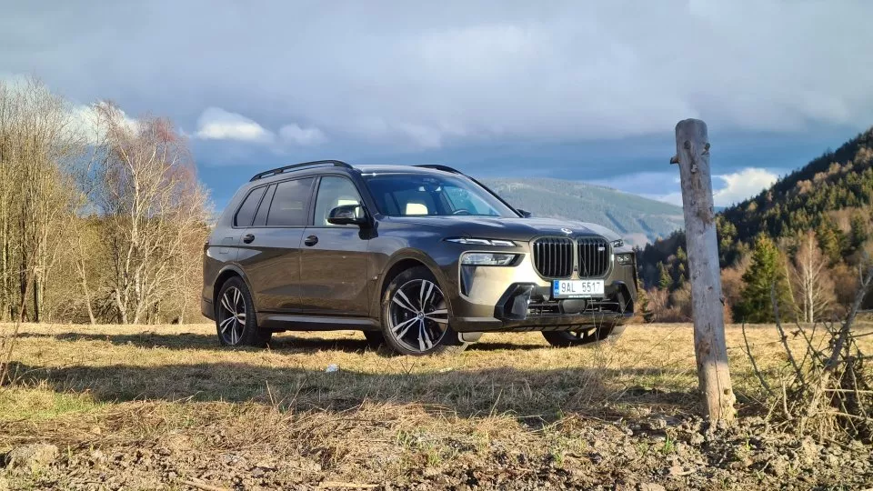 BMW X7