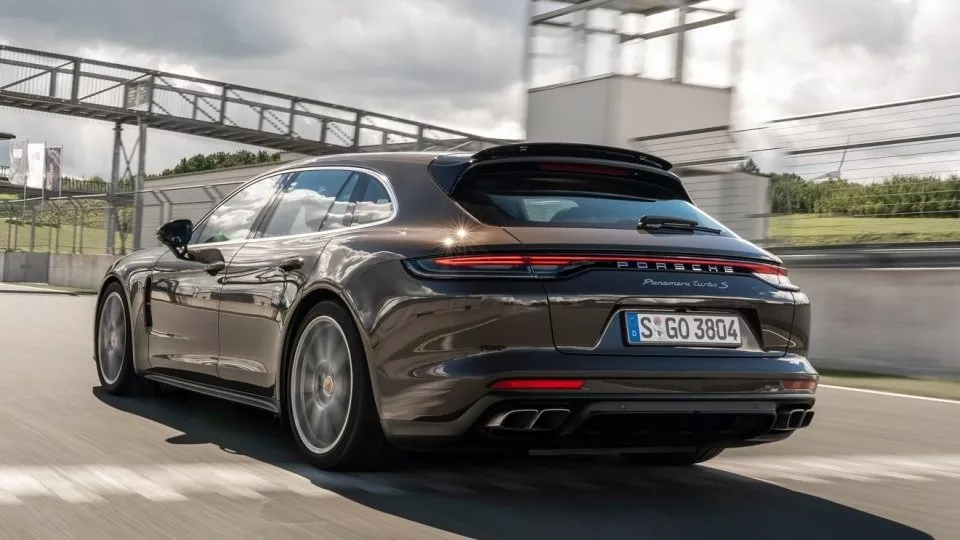 Porsche Panamera Turbo S Sport Turismo