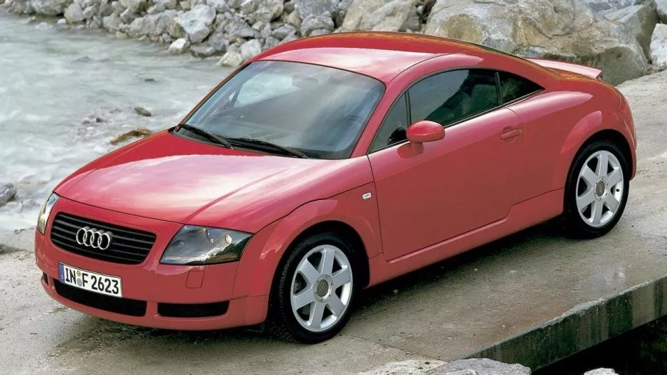 Audi TT I