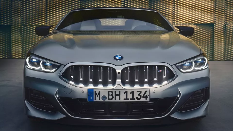 BMW 8 po faceliftu