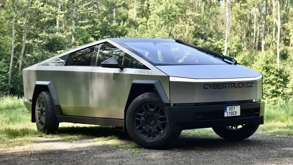 Tesla Cybertruck