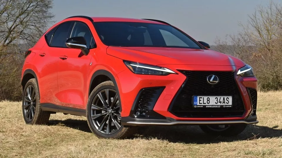 Lexus NX