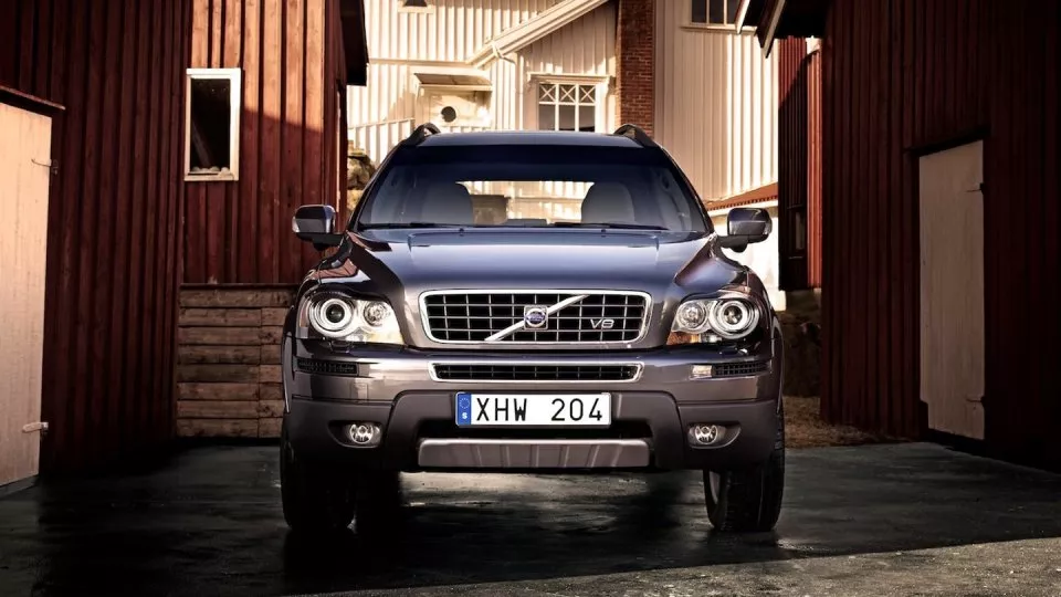 Volvo XC 90 V8