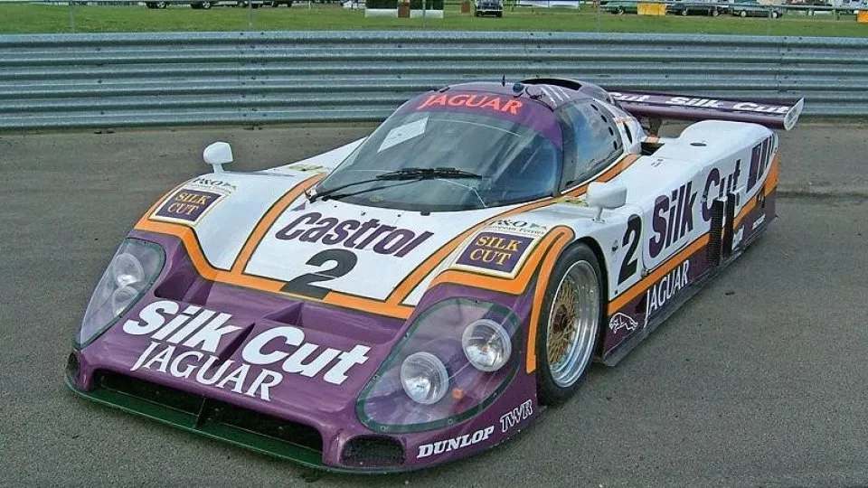 Jaguar XJR-9