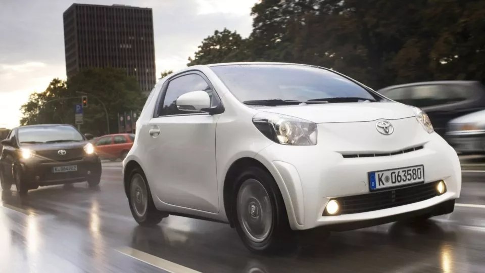 Toyota iQ