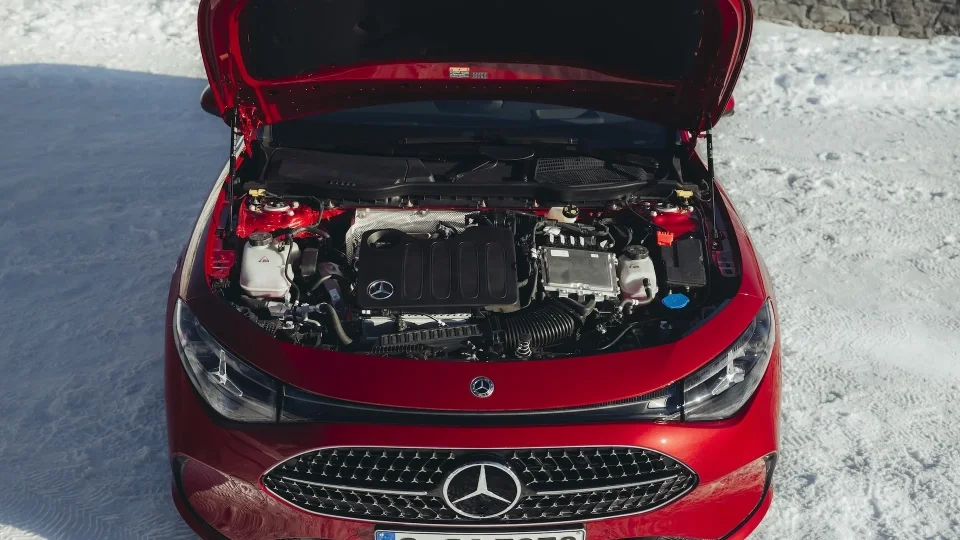 Mercedes-Benz CLA