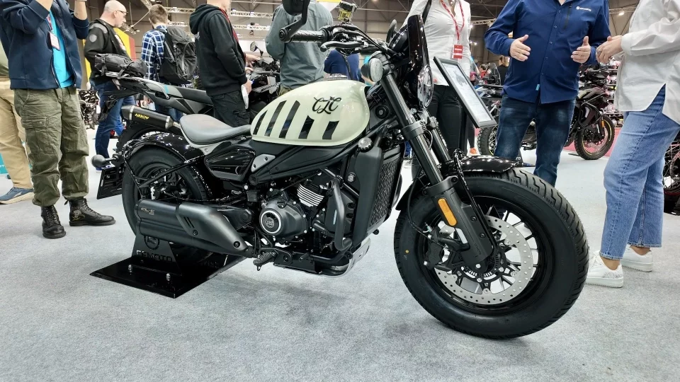 CFMOTO