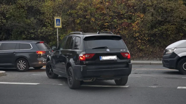 Chyták z českých křižovatek. Kdo má přednost, nemusí být jasné ani nejzkušenějším řidičům