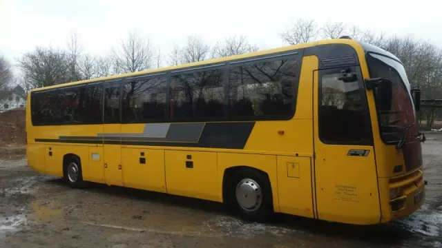 Účastníci zájezdu do Alp se nestačili divit. Nepozorný řidič autobusu je odvezl do Pyrenejí