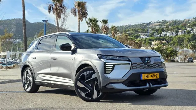 Nový japonský elektromobil patří mezi nejlepší na trhu. Díky tomu, že má evropskou techniku