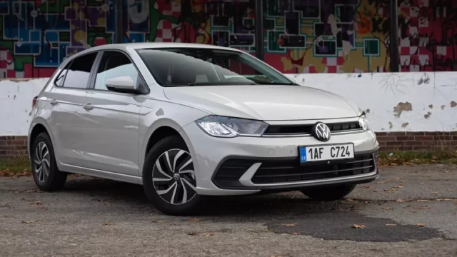 Volkswagen připravil velké slevy pro pětici svých vozů. Nejlevnější vyjde na 350 tisíc korun