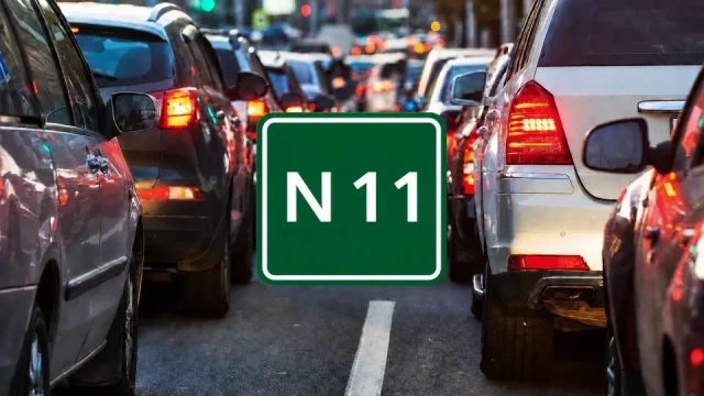 Konec čekání v kolonách. Nové zelené značky mají řidičům v Česku ušetřit čas