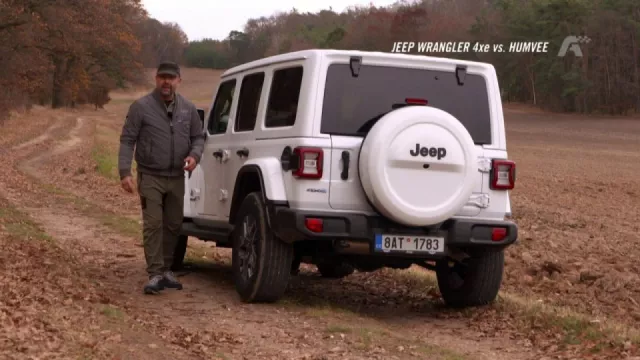 Recenze Jeepu Wrangler 4xe a legendárního Humvee (repríza)