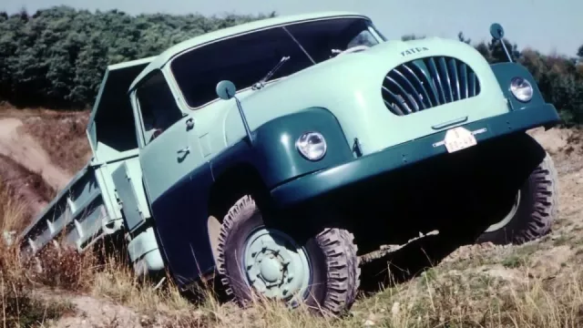 Retro: Tatra 138 jezdila na Sibiři i v tropech. Padesát let se nevyrábí, ale stále ještě slouží