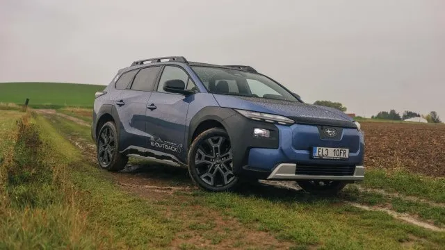 Opravdové Subaru, ale na baterky. E-Outback se vyškrábe všude, jen nejezděte daleko od nabíječky