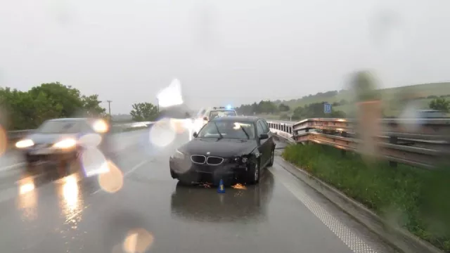 Kondici pneumatik nejlépe prověří aquaplaning. Na těch nejhorších přichází už při 75 km/h