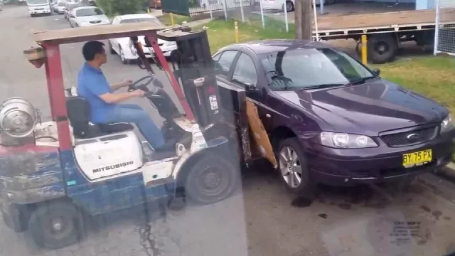 Na co odtahovku? Stačí ještěrka!