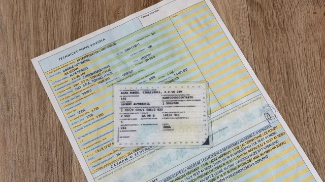 Pozor na platnost fyzických techničáků. Za chybu z nepozornosti hrozí pokuta až 50 tisíc