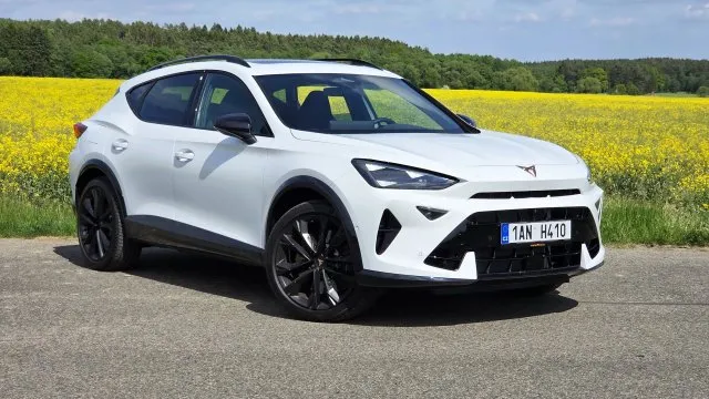 Výkon není vše. Cupra Formentor je dokonale zábavná až s chytrým pohonem všech kol