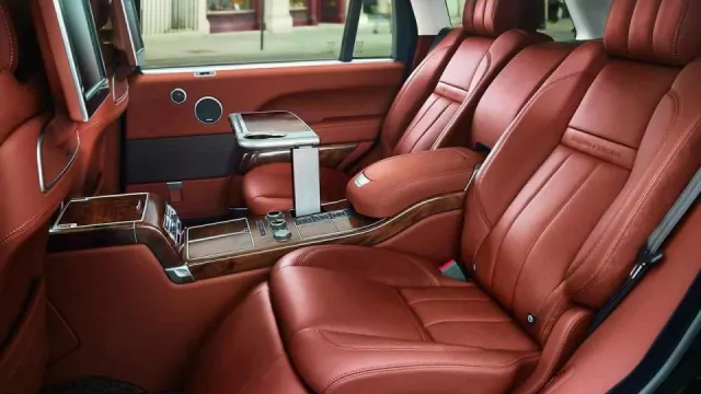 Jen 6,5 milionu za nejluxusnější Range Rover