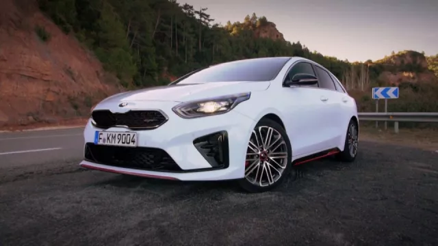 Test stylového rodinného vozu Kia ProCeed