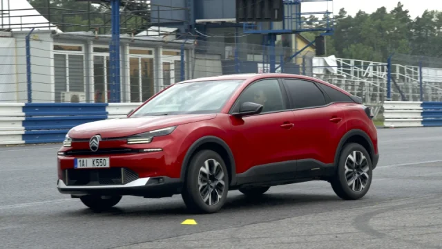Stylový a cenově dostupný Citroën dokáže jezdit se spotřebou 5 litrů. V Česku stojí 540 tisíc korun