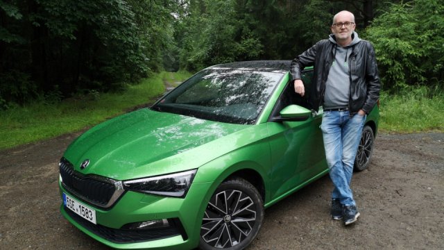 Škoda Scala G-TEC na plyn je mi sympatičtější než protlačovaná elektřina. Dojezd má ale také malý