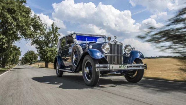 Osmiválcový model Škoda 860 je opět v plném lesku