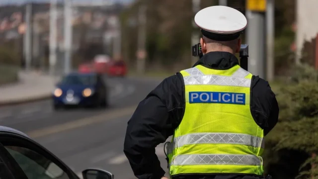 Na silnice vyrazí stovky policistů měřit rychlost. Policie zveřejnila datum chystané akce