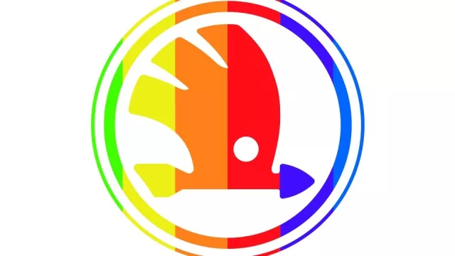 Škodovka tento týden nečekaně změnila logo. Je duhové na znamení podpory akce Prague Pride