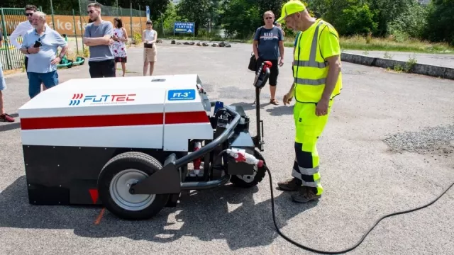 Tradiční okreskové výtluky dost možná míří do propadliště dějin. Řešení vyvinula česká společnost