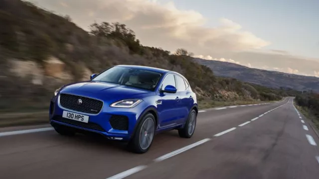 Jaguar E-PACE s umělou inteligencí. Naučí se zvyklosti svého řidiče.