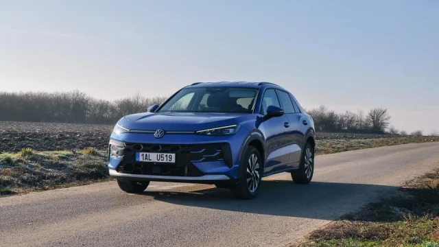 Bestseller Volkswagenu v novém. Pohodlí a pěkné zpracování mu není cizí, pár chyb se přesto najde