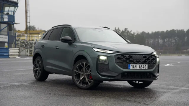Nové Audi Q3 je skvělý univerzál. Jízdními vlastnostmi patří ke špičce, ale motor TFSI je hladový