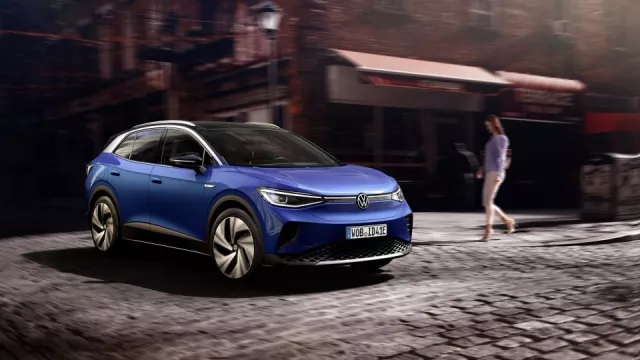 Volkswagen oficiálně představil elektrické SUV ID.4. Sourozenec Skody Enyaq ujede až 520 km