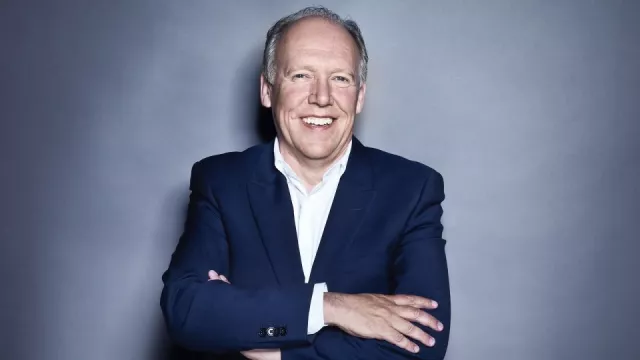 Ian Callum končí po 20 letech jako šéfdesigner Jaguaru. Nahradí ho Julian Thomson