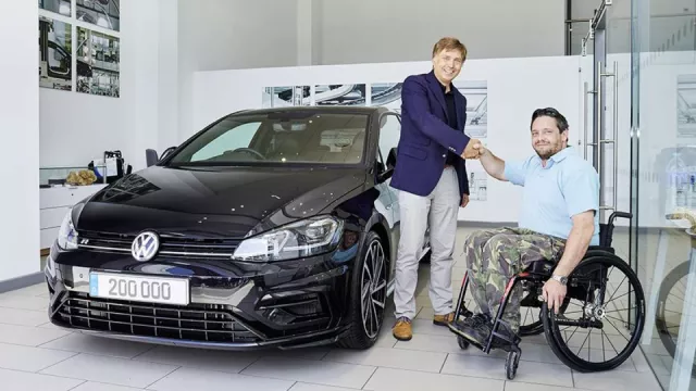 Dvě stě tisíc vozů Volkswagen R předaných zákazníkům