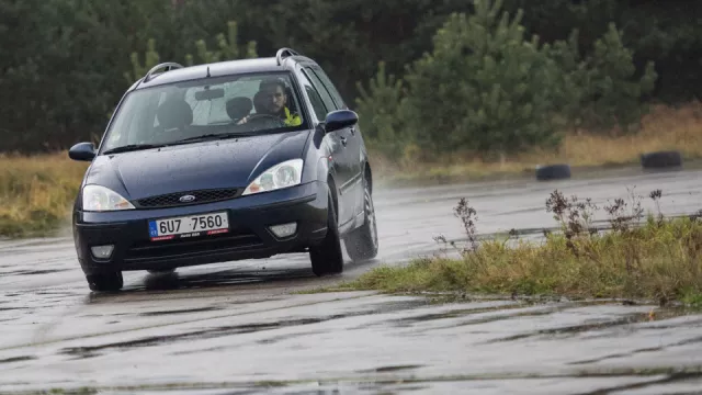 Proč stojí tak málo?! Ford Focus Combi 1.8 TDCI z roku 2003