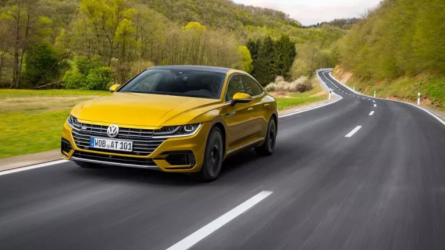 Passat pro bohaté. Test Volkswagenu Arteon