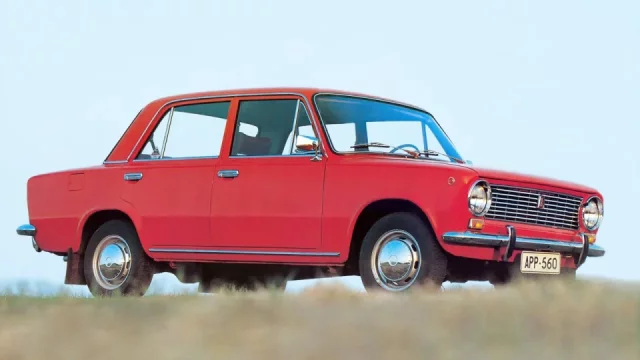 Revoluční motor bez válců se vyráběl v Československu i Rusku. Mazda ho dala do autobusu