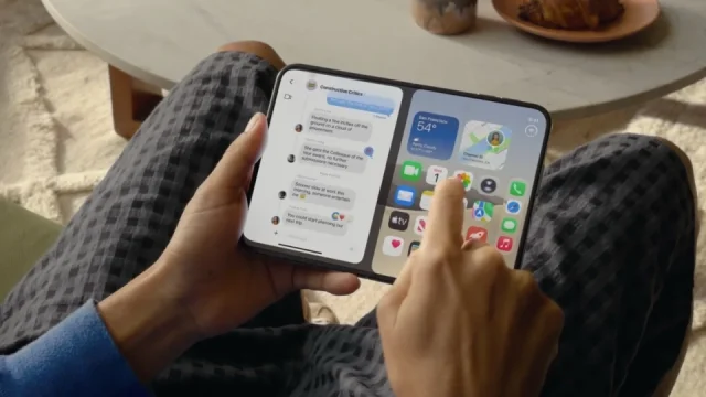 Zapomeňte na iPhone Duo. Místo něj si můžete koupit Octavii RS nebo stylovou Alfu Romeo