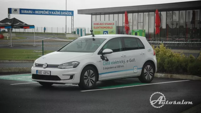 Budete jeden z pětašedesáti? Volkwagen e-Golf