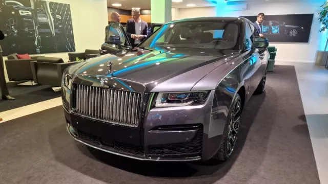 V Česku se prodalo už 200 vozů Rolls-Royce. Ty nové si majitelé vždy navrhnou sami